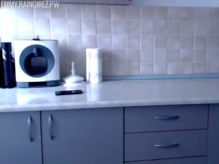 Vídeo pornográfico hd grátis de omg! jouir en son copains cuisine! - spankbang- la avant page de cochon agrafe